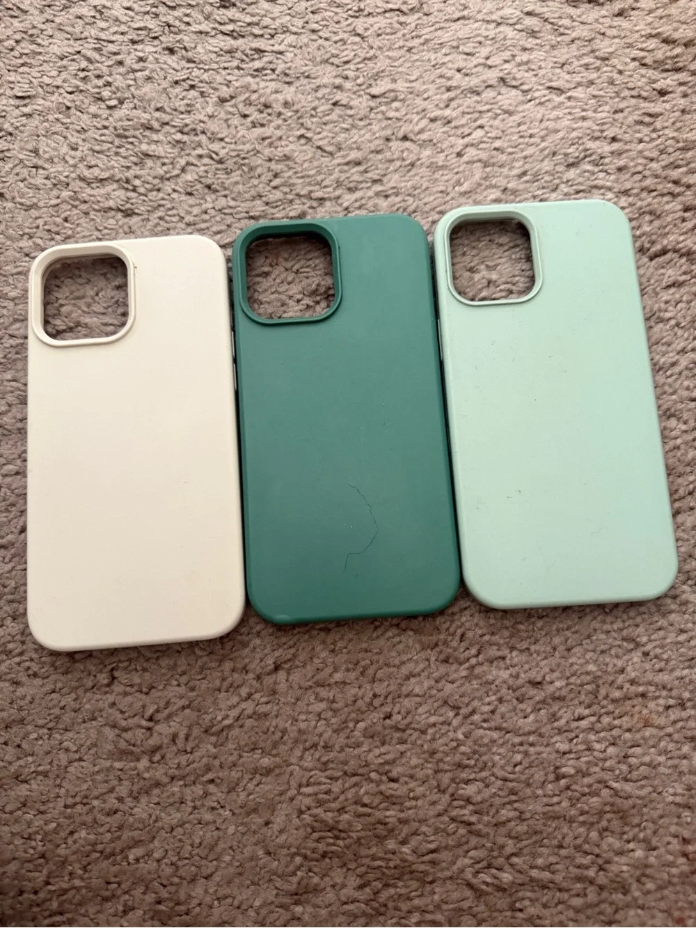 Silicone iPhone Case Trio - beige, forest Green, Mint
